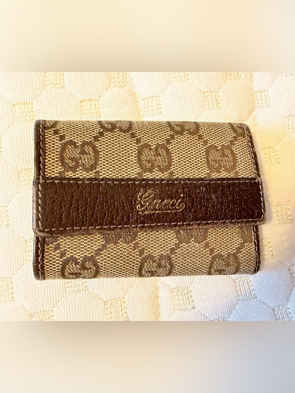 Gucci Beige and Brown GG Canvas Key Wallet with Leather Logo Strip